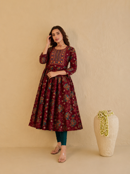 Kaviya Jyotika Umbrella Top – Maroon Leaf Elegance